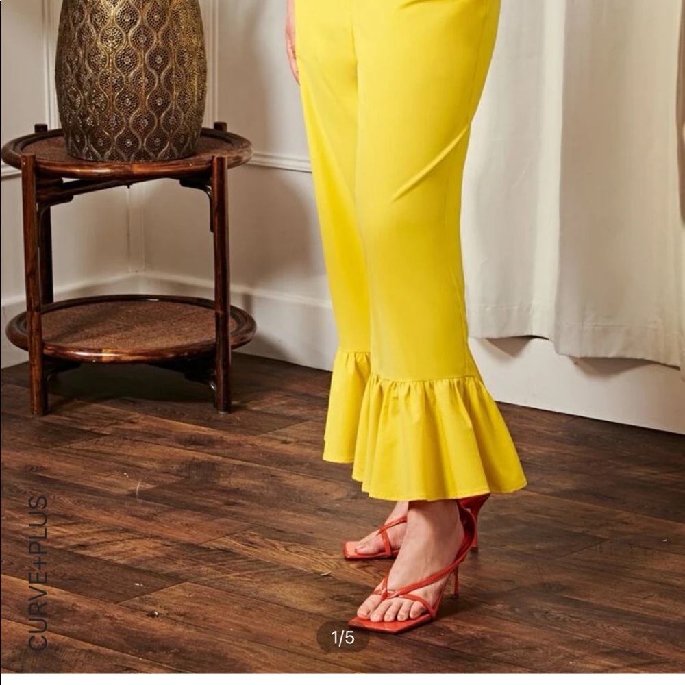 Plus size yellow ruffle pants